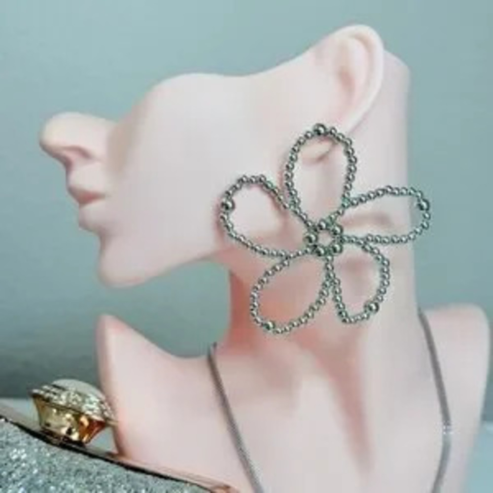 Silver Metalic Beads Flower Earrings